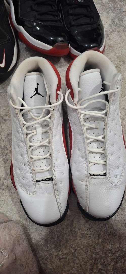 Pre loved for sale (Category: Sneakers) located in Caloocan City. Submitted by sogoeverywhere21 (Listing ID 1462770688, Image 3). Description: All slightly used .