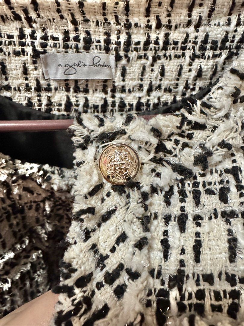 Premium Tweed Jacket (Category: Coats, Jackets and Outerwear) located in Manila. Submitted by aussiegirl2027 (Listing ID 1462873727, Image 3). Description: ** Buy 2 get 1 free promo** -Premium Tweed Jacket -Best fits small to medium.