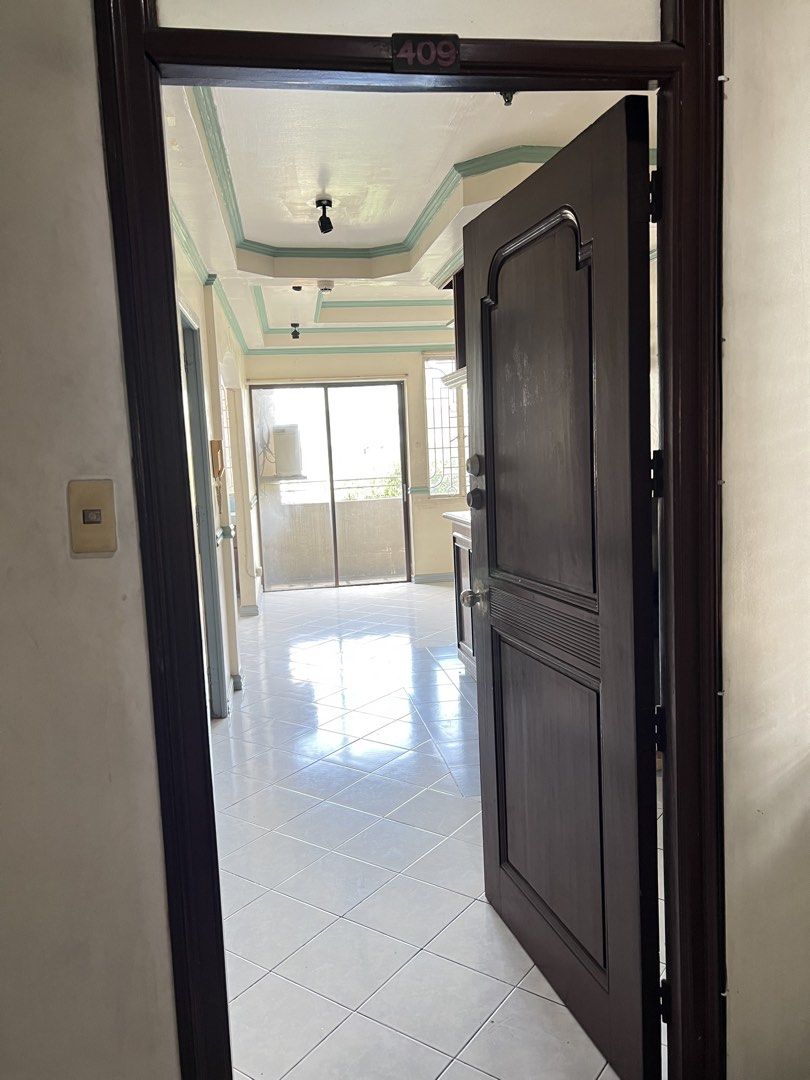 Prince Jun Condo Unit for Rent. Timog area (Category: Apartments & Condos) located in Caloocan City. Submitted by jiniwu93 (Listing ID 1462701970, Image 3). Description: Prince Jun Condo Unit for Rent Located at 42 Timog Avenue, Diliman, Quezon City unit near fire exit .