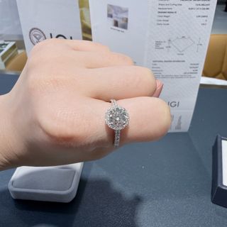 （分類：）位於 。 由 summitwatches 提交（商品編號 1462815836，圖片 1）。簡介： 。