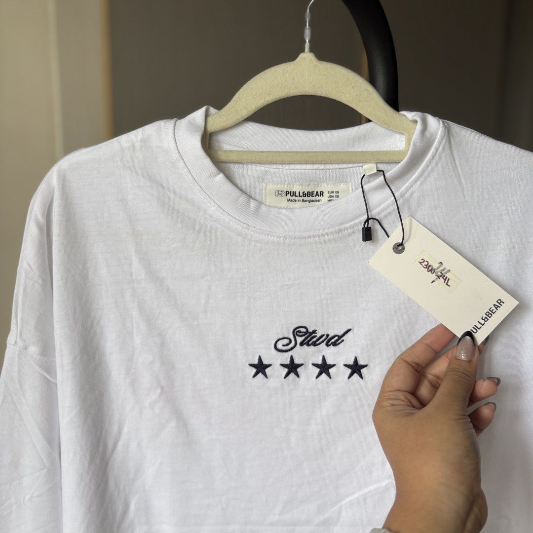 Pull & Bear STWD Do Not Distube White Cotton Long Sleeves / Pullover (Category: Coats, Jackets and Outerwear) located in Manila. Submitted by on-trendfinds (Listing ID 1462843314, Image 3). Description: 23x24.