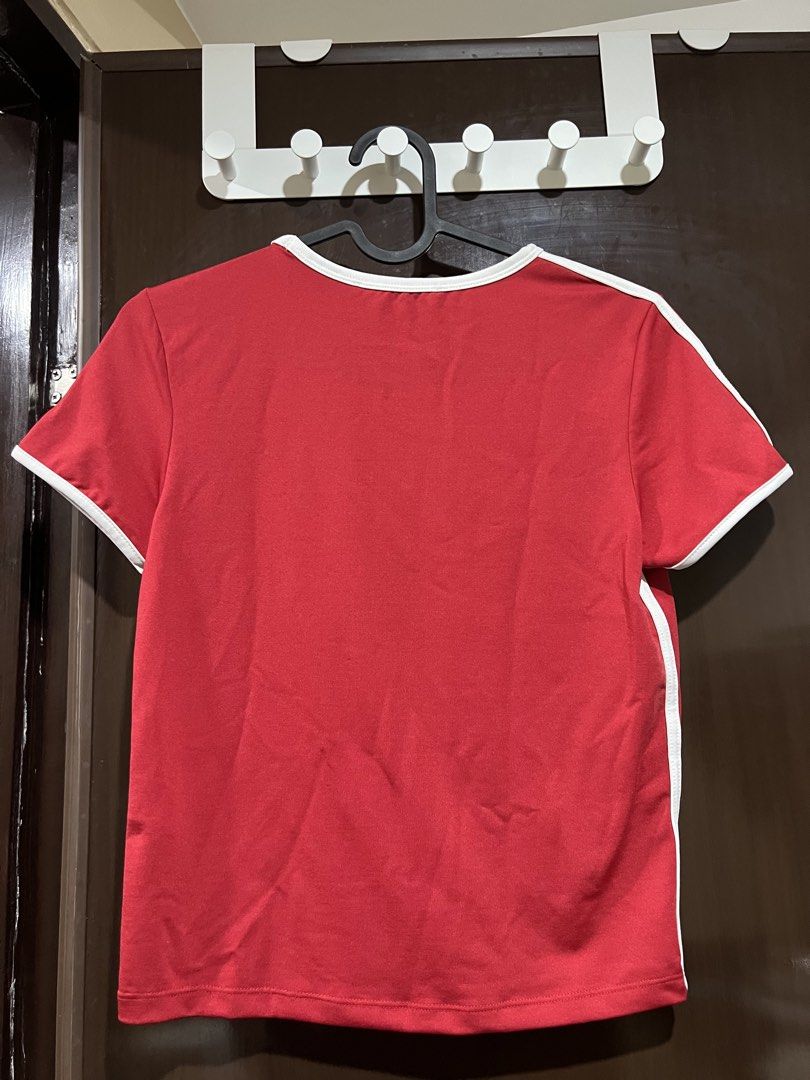 PULL&BEAR Tshirt (Category: Shirts) located in Manila. Submitted by shinneee (Listing ID 1462847949, Image 2). Description: PULL&BEAR RED BABY TEE size: S - lightly used no flaws .