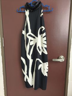 (Category: ) located in . Submitted by SG00Deal (Listing ID 1462704643, Image 1). Description: .