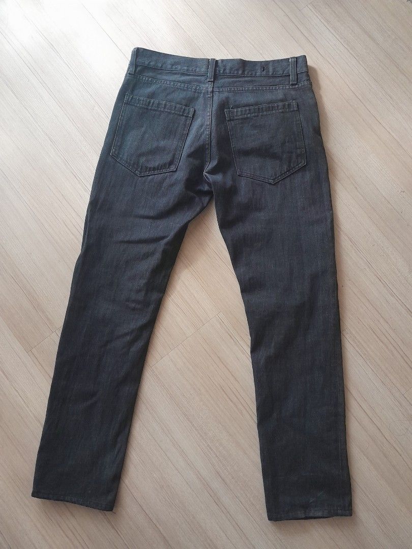 RAF SIMONS (NON SELVEDGE) JEANS (Category: Jeans) located in Kuala Selangor. Submitted by jad86 (Listing ID 1462687148, Image 2). Description: SALAM SEJAHTERA / السلام عليكم DESIGNER ITEM RAF SIMONS (NON SELVEDGE) JEANS SIZE ON TAG : 31 UKURAN MANUAL : - PINGGANG : 31-32 INCI CAWAT DPN : 9.5 INCI CAWAT BLKNG : 12.5 INCI LEBAR PEHA : 9 INCI LEBAR LUTUT : 6.5 INCI LEBAR KAKI : 7 INCI LABUH : 39 INCI MADE IN : Italy JilSander Dior CalvinKlein Prada 