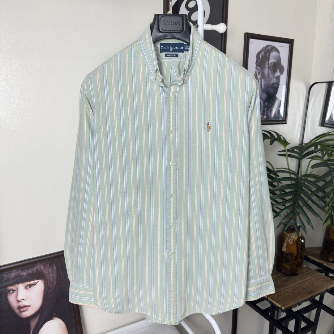 Ralph Lauren Buttondown Long Sleeve (Large) (Category: Formal Shirts) located in Caloocan City. Submitted by polothreadsco (Listing ID 1462871098, Image 2). Description: RALPH LAUREN BUTTON DOWN LONG SLEEVE Size: Large Width: 23" Length: 31" Condition: 9/10 Color rate: 9.5/10 Excellent Condition 100% Authentic / Original 2nd Hand No Issues Mine: 2700 NOTE: •Color may vary due to lighting •All items are second hand unless stated brandnew •Manage y