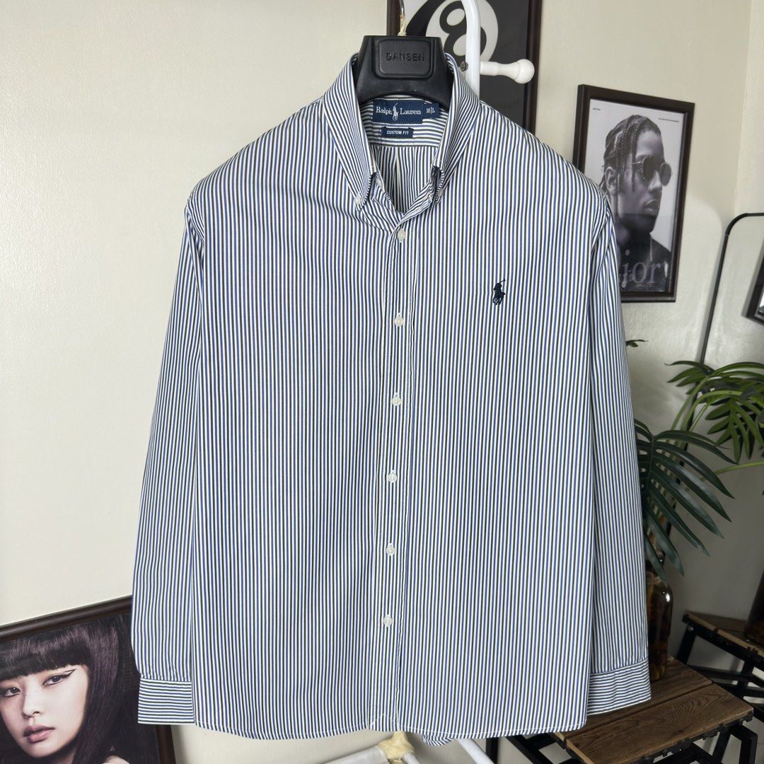 Ralph Lauren Buttondown Long Sleeve (Medium) (Category: Formal Shirts) located in Caloocan City. Submitted by polothreadsco (Listing ID 1462873771, Image 2). Description: RALPH LAUREN BUTTON DOWN LONG SLEEVE Size: Medium Width: 22.5" Length: 30" Condition: 10/10 Color rate: 10/10 Excellent Condition 100% Authentic / Original 2nd Hand No Issues Mine: 2700 NOTE: •Color may vary due to lighting •All items are second hand unless stated brandnew •Mana