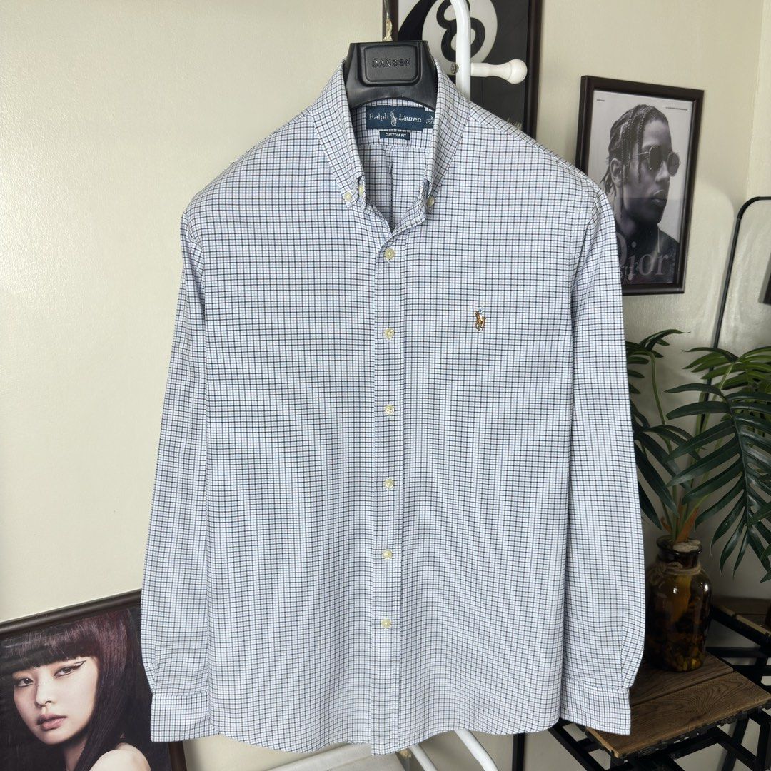 Ralph Lauren Buttondown Long Sleeve (Medium) (Category: Formal Shirts) located in Caloocan City. Submitted by polothreadsco (Listing ID 1462874229, Image 2). Description: RALPH LAUREN BUTTON DOWN LONG SLEEVE Size: Medium Width: 22" Length: 31" Condition: 10/10 Color rate: 10/10 Excellent Condition 100% Authentic / Original 2nd Hand No Issues Mine: 2700 NOTE: •Color may vary due to lighting •All items are second hand unless stated brandnew •Manage