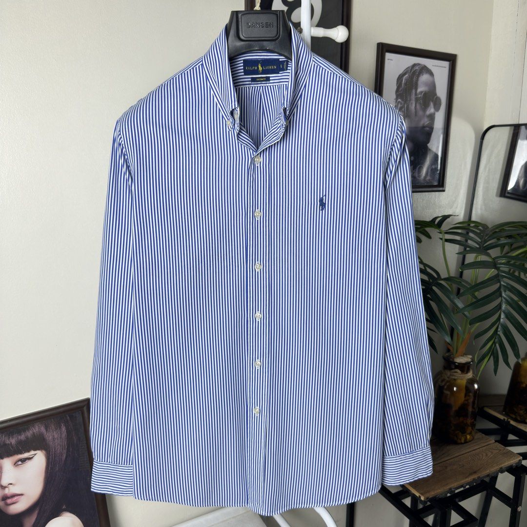 Ralph Lauren Buttondown Long Sleeve (Medium) (Category: Formal Shirts) located in Caloocan City. Submitted by polothreadsco (Listing ID 1462875140, Image 2). Description: RALPH LAUREN BUTTON DOWN LONG SLEEVE Size: Medium Width: 22.5" Length: 31" Condition: 10/10 Color rate: 10/10 Excellent Condition 100% Authentic / Original 2nd Hand No Issues Mine: 3300 NOTE: •Color may vary due to lighting •All items are second hand unless stated brandnew •Mana