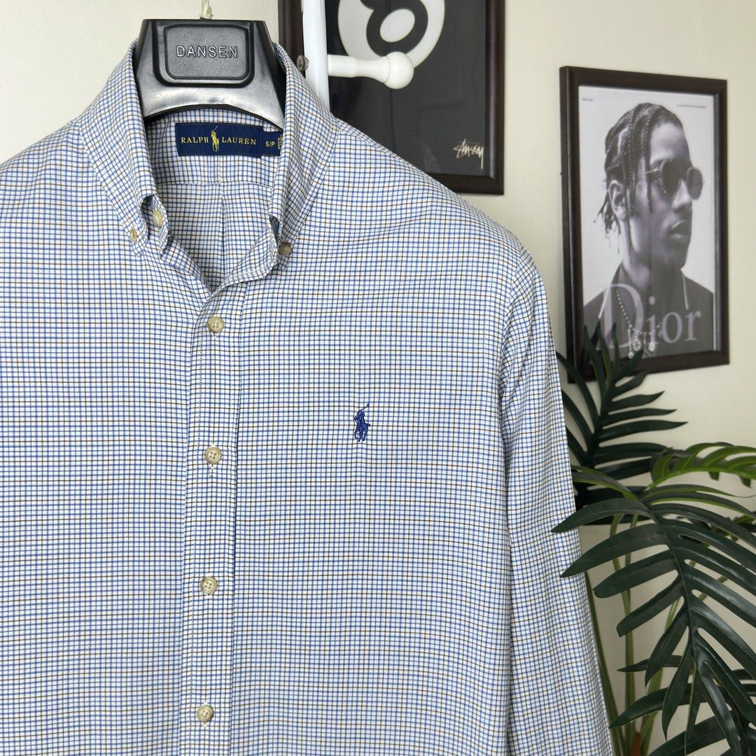 Ralph Lauren Buttondown Long Sleeve (Medium) (Category: Formal Shirts) located in Caloocan City. Submitted by polothreadsco (Listing ID 1462876311, Image 1). Description: RALPH LAUREN BUTTON DOWN LONG SLEEVE Size: Medium Width: 22" Length: 30" Condition: 10/10 Color rate: 10/10 Excellent Condition 100% Authentic / Original 2nd Hand No Issues Mine: 2700 NOTE: •Color may vary due to lighting •All items are second hand unless stated brandnew •Manage