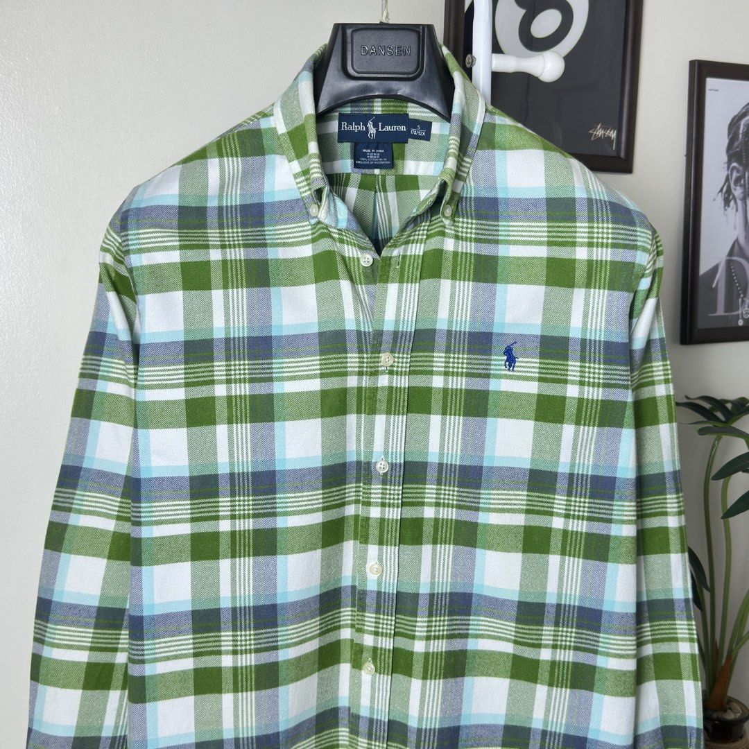 Ralph Lauren Buttondown Long Sleeve (Medium) (Category: Formal Shirts) located in Caloocan City. Submitted by polothreadsco (Listing ID 1462880454, Image 3). Description: RALPH LAUREN BUTTON DOWN LONG SLEEVE Size: Medium Width: 21" Length: 29" Condition: 10/10 Color rate: 10/10 Excellent Condition 100% Authentic / Original 2nd Hand No Issues Mine: 2700 NOTE: •Color may vary due to lighting •All items are second hand unless stated brandnew •Manage