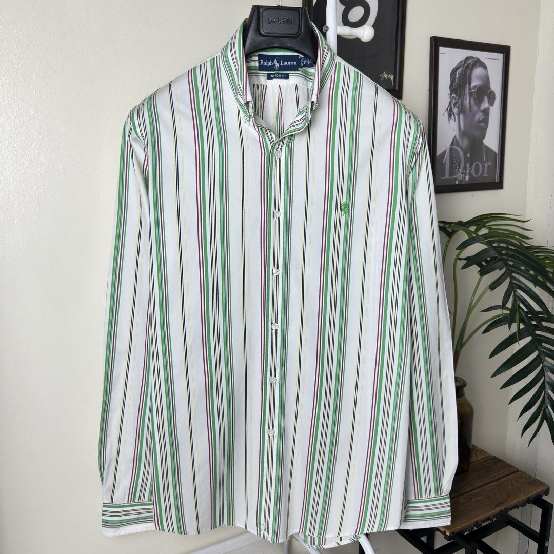 Ralph Lauren Buttondown Long Sleeve (Medium) (Category: Formal Shirts) located in Caloocan City. Submitted by polothreadsco (Listing ID 1462880477, Image 2). Description: RALPH LAUREN BUTTON DOWN LONG SLEEVE Size: Medium Width: 22.5" Length: 32" Condition: 10/10 Color rate: 10/10 Excellent Condition 100% Authentic / Original 2nd Hand No Issues Mine: 2700 NOTE: •Color may vary due to lighting •All items are second hand unless stated brandnew •Mana