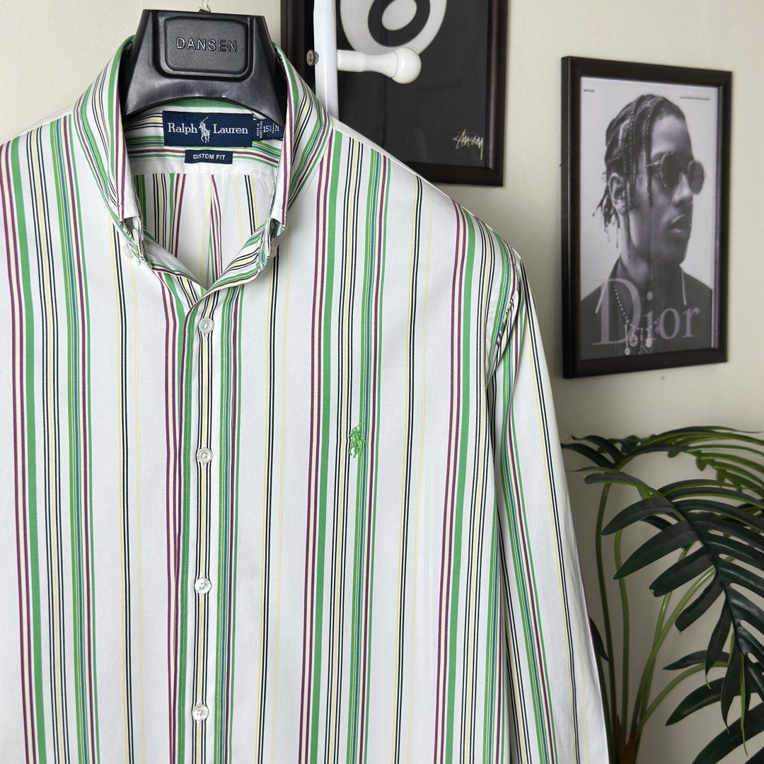 Ralph Lauren Buttondown Long Sleeve (Medium) (Category: Formal Shirts) located in Caloocan City. Submitted by polothreadsco (Listing ID 1462880477, Image 1). Description: RALPH LAUREN BUTTON DOWN LONG SLEEVE Size: Medium Width: 22.5" Length: 32" Condition: 10/10 Color rate: 10/10 Excellent Condition 100% Authentic / Original 2nd Hand No Issues Mine: 2700 NOTE: •Color may vary due to lighting •All items are second hand unless stated brandnew •Mana