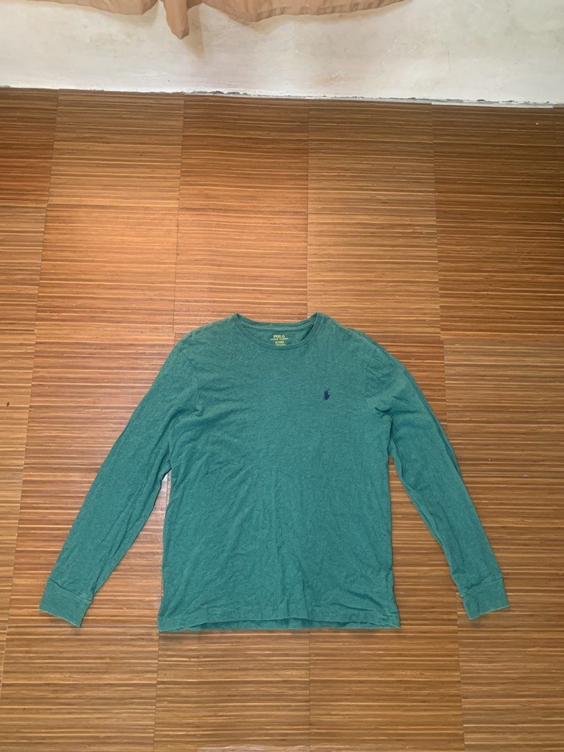 Ralph Lauren longsleeve (Category: Formal Shirts) located in Agdangan. Submitted by daily_picks.276 (Listing ID 1462770977, Image 1). Description: Med on tag Need wash only .