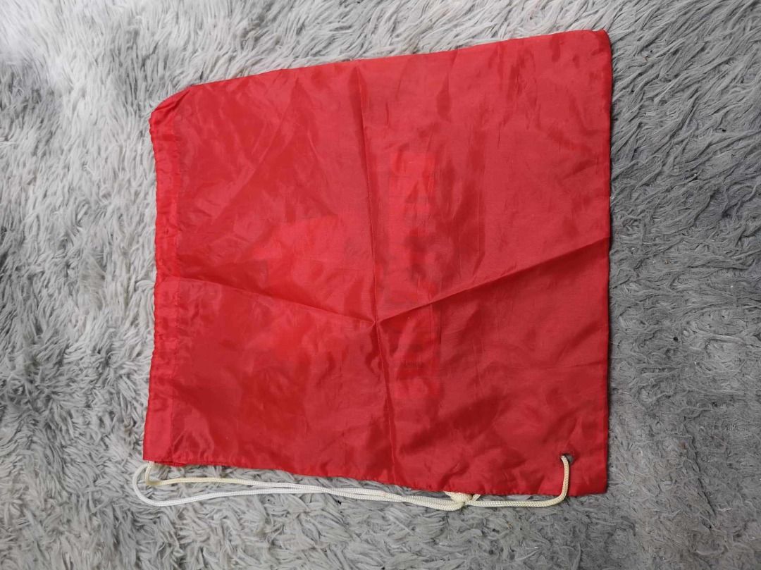 Red One Strap Graphic Design Backpack Bag (Category: Backpacks) located in Santa Cruz. Submitted by jmy_surplus.2 (Listing ID 1462704979, Image 3). Description: Size ; L - 15.4 W - 14 Color ; Red Type ; Backpack bag Brand ; No brand Material ; Nylon Style ; red Drawstring Backpack bag LR 129 JMY 5 Batch #222.