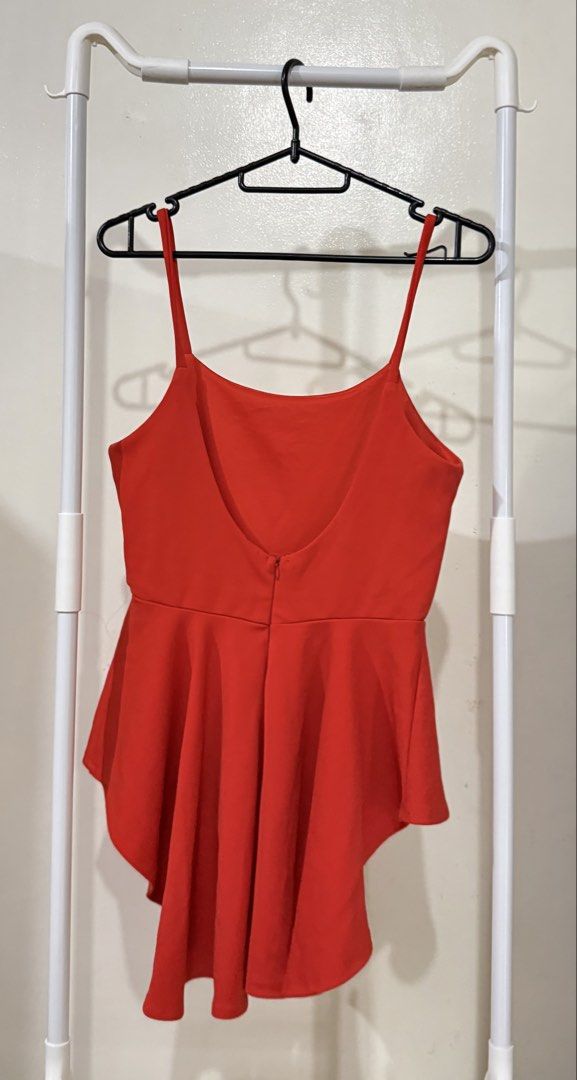 Red Peplum Spaghetti Strap Top (Category: Sleeveless) located in Manila. Submitted by lovedbyan (Listing ID 1462877112, Image 2). Description: -₱150 -S-M - Red peplum top - Spaghetti straps - Square neckline - Open back with zipper closure - Flared peplum hem - Ideal for parties and night outs.