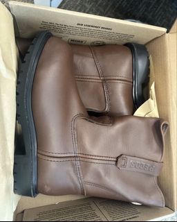(Category: ) located in . Submitted by prelovedbrands (Listing ID 1462691440, Image 1). Description: .