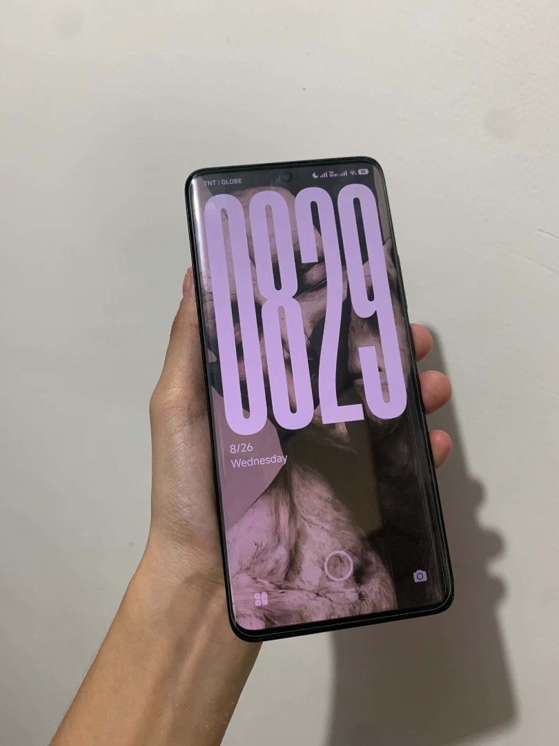REDMI NOTE 13 PRO PLUS 5G (Category: Cases & Sleeves) located in Caloocan City. Submitted by bleuoraisle (Listing ID 1462876492, Image 1). Description: for sale/ swap 512gb no issue comes with orig charger, case, & installed privacy curved tg.