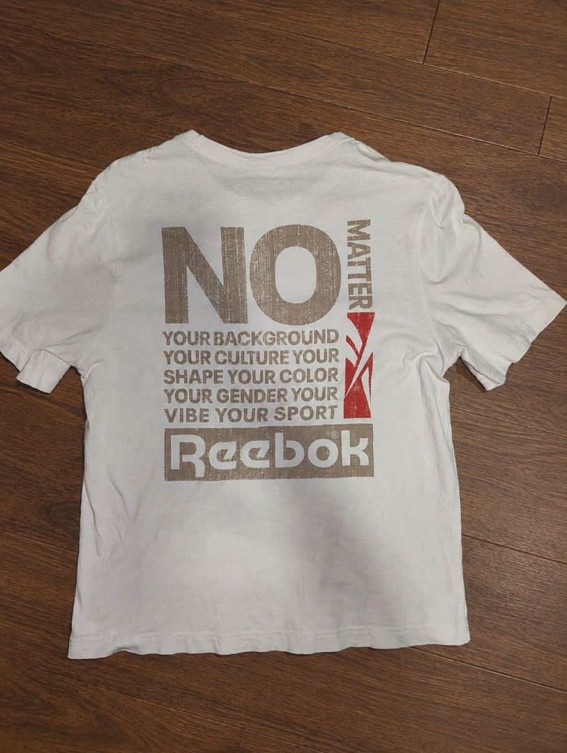 Reebok Boxy Fit T-Shirt (Category: Tshirts & Polo Shirts ) located in Manila. Submitted by ilovebrentfaiyaz (Listing ID 1462824781, Image 2). Description: - 10/10 condi - Issue: Cut tags.