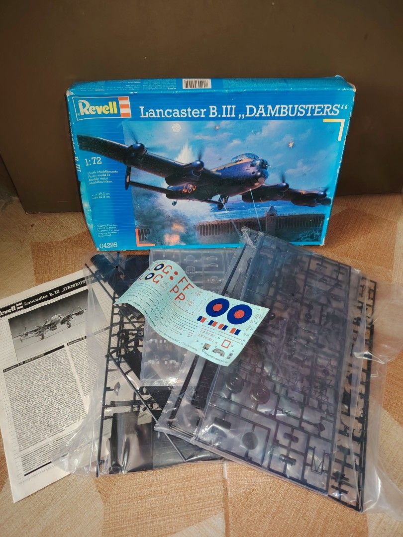 Revell Lancaster b.iii Dambusters (Category: Gundam & Model Kits) located in Santiago. Submitted by aceheart0118672 (Listing ID 1462728773, Image 1). Description: flawed box sealed and complete contents .