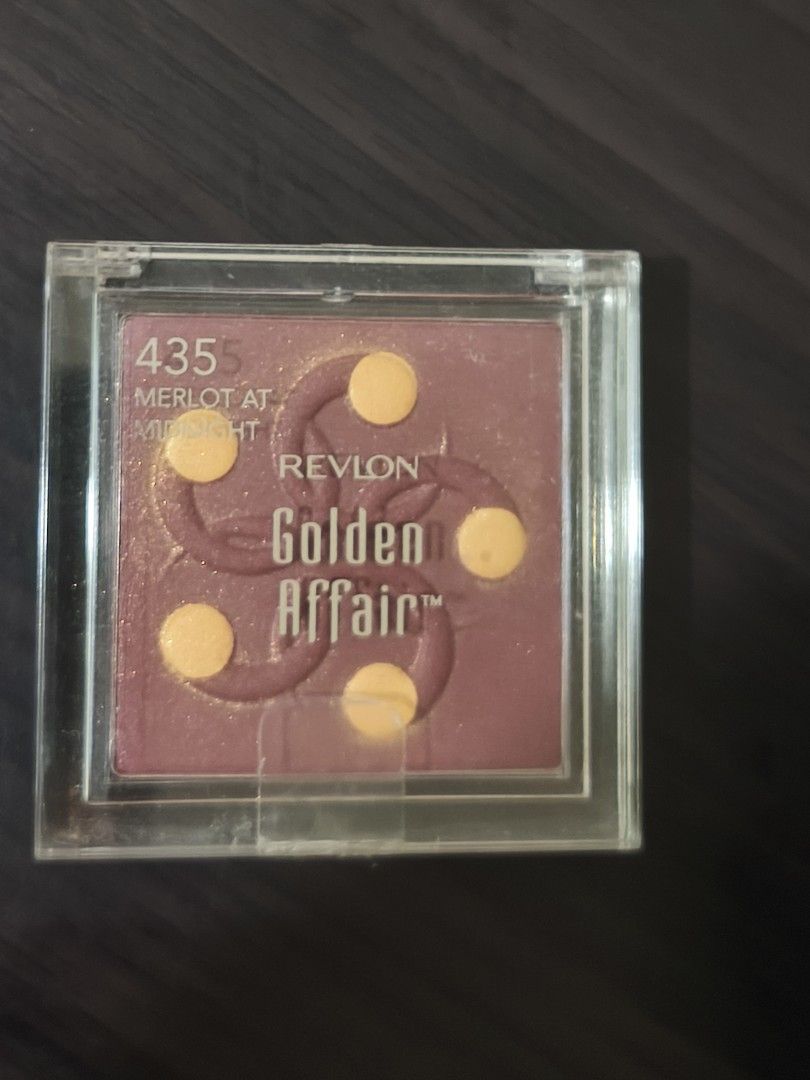 revlon golden affair blush (Category: Makeup) located in Dagupan City. Submitted by tel.yna (Listing ID 1462853722, Image 1). Description: nag swatch lang too dark for my liking :) 📍 Pangasinan.