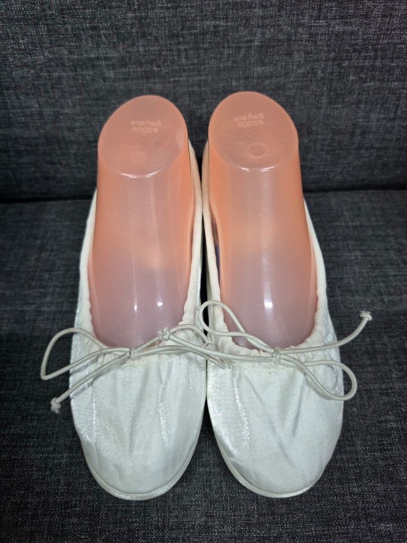Rockfish Weatherwear (Category: Flats & Sandals) located in General Trias. Submitted by rb_collezione (Listing ID 1462828521, Image 1). Description: Likenew Condition.