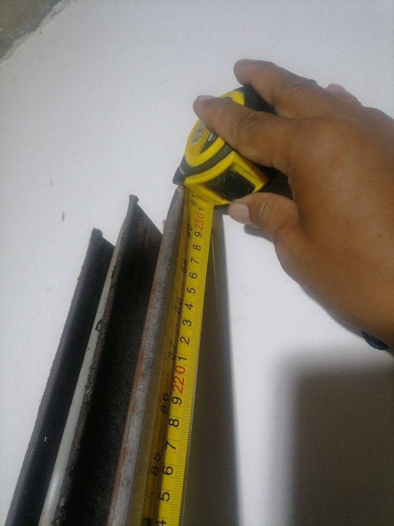 Roller Shutter Door Metal Aluminum (Category: Construction Tools & Equipment) located in Makati City. Submitted by basia30 (Listing ID 1462804383, Image 3). Description: - Roller shutter parts available: aluminum slats and tracks. - Measurements clearly indicated in the product photos. - Ideal for both repairing existing shutters and for new installations. - Pickup only. - Feel free to send a message if you have any questions..