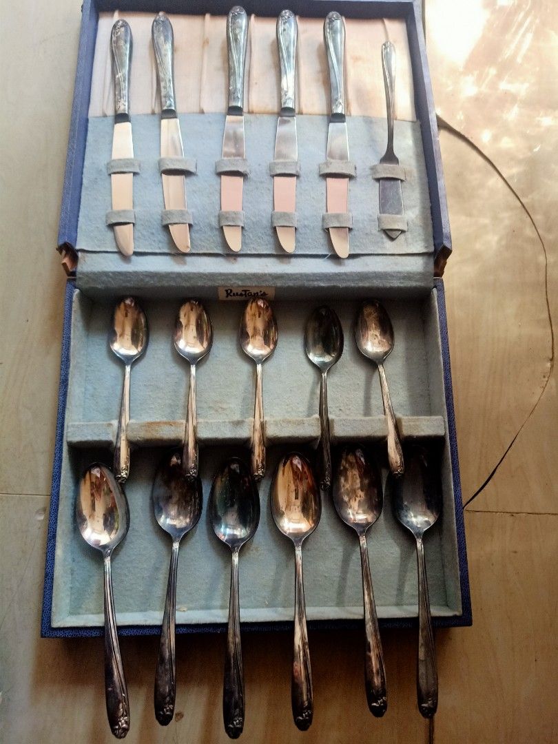 RUSTAN'S UTENSILS COLLECTIBLES WITH MARKINGS (Category: Everything Else Others) located in Caloocan City. Submitted by ryanpaulpalomado12 (Listing ID 1462820114, Image 1). Description: +FOR SALE+ P1,000 TAKE ALL UTENSILS RUSTAN'S COLLECTIBLES LOCATION : BAGONG BARRIO . CALOOCAN SOUTH📌.