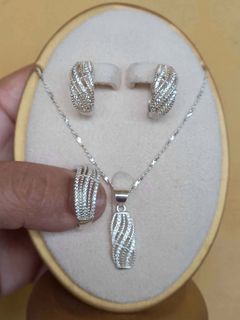 (Category: ) located in . Submitted by happeemarket (Listing ID 1462828034, Image 1). Description: .
