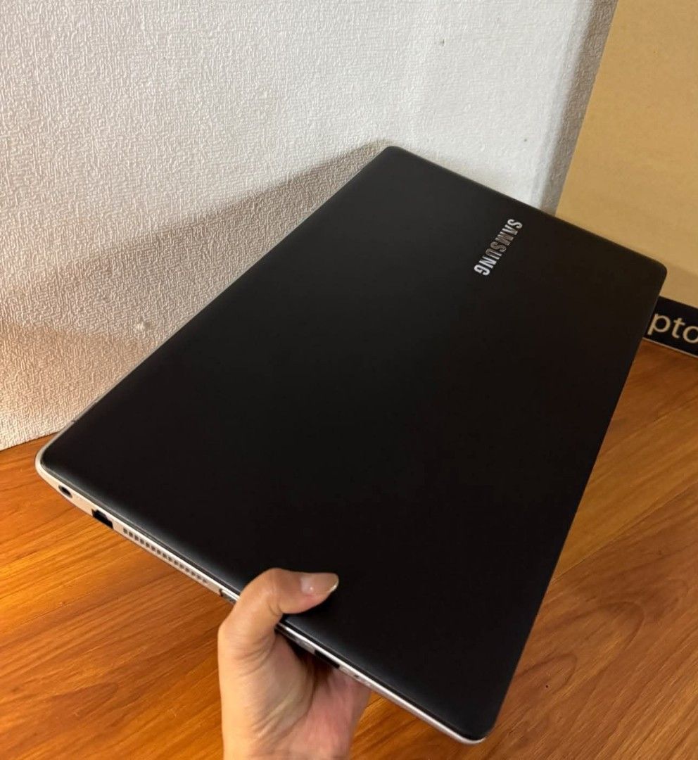 📌SAMSUNG 370E📌 (Category: Laptops & Notebooks) located in Manila. Submitted by lonelyme_1986 (Listing ID 1462707782, Image 1). Description: ‼️SEMI SLIM LAPTOP FOR SALE‼️ (8PCS AVAILABLE ) PRICE : 8,500 FIX 📌SAMSUNG 370E📌 CORE I5-4210M CPU @2.60GHZ (4TH GENERATION) 120GB SSD 8GB MEMORY 2.1GB INTEL HD GRAPHICS 4600 BUILT-IN CAMERA WIFI READY CARD READER HDMI DVR RW USB PORT LAN PORT VGA SLOT 15.6 INCHES 💯% NO ISSUE 99% SMOOTH FULLY TESTED 1 to