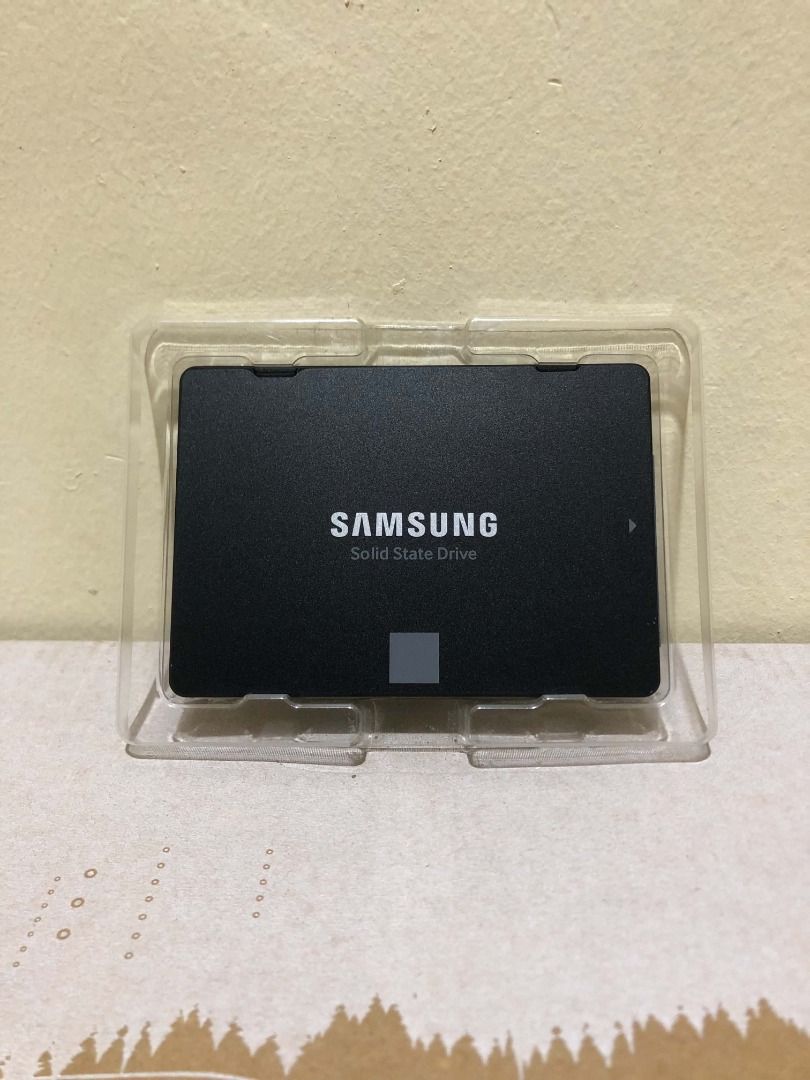 Samsung 860 EVO 500GB SSD (Category: Computer Parts) located in General Trias. Submitted by fourdc (Listing ID 1462794464, Image 1). Description: Slow computer due to HDD or need extra storage for files/games? - Freebie: Brand new SATA cable - Price: ₱2,795 (fixed) - Performance: 100% - Health: 97-98% - Samsung Magician Authenticated - With DRAM SSD - 3 days personal warranty - 30 days after sale support 📍 Imus/General Trias, Cavite 🚚 Shipping 