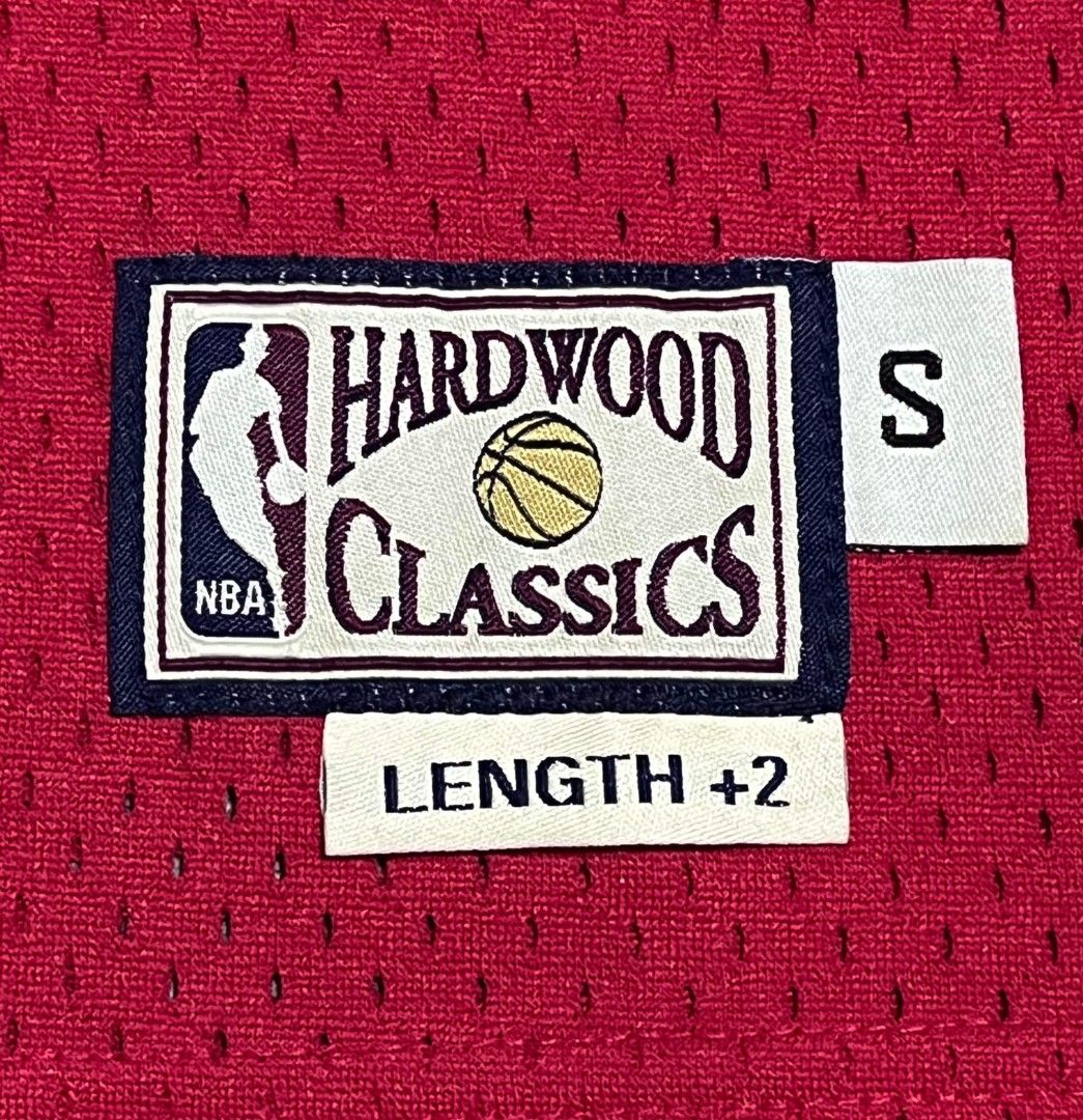 Scottie Pippen Jersey (Category: Activewear) located in Manila. Submitted by iceman_17 (Listing ID 1462840239, Image 3). Description: Adidas×HardwoodClassic Scottie Pippen #33 Red Jersey.