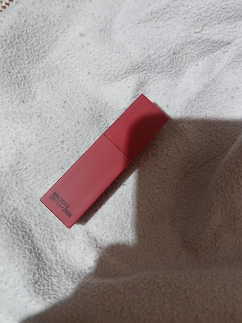 Sea Makeup Lacquer Shake Lip Ink (Category: Makeup) located in Taguig. Submitted by jadddwill (Listing ID 1462773902, Image 3). Description: Sea Makeup [BRAND NEW] In the shade "Paloma" Swatched only!.
