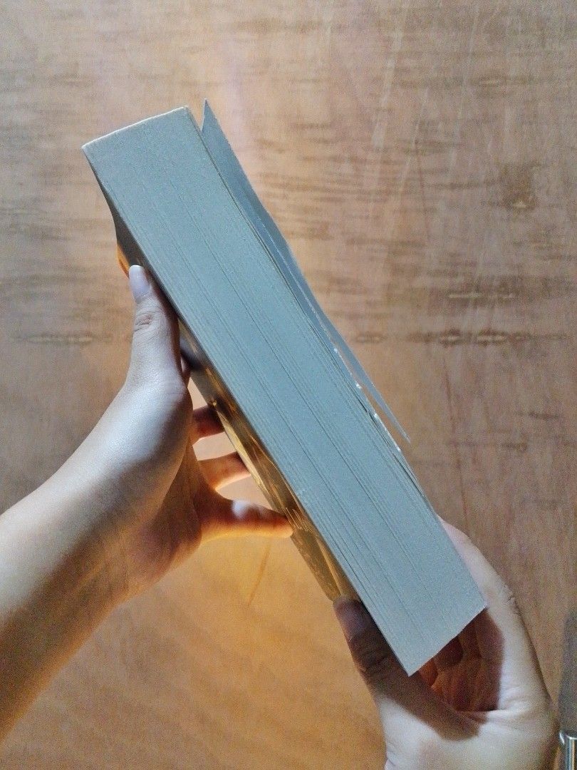Second Death of Locke (Category: Storybooks) located in Batangas. Submitted by rielles_corner (Listing ID 1462691641, Image 2). Description: SECOND DEATH OF LOCKE 🏷₱500 ✨US Paperback ✨Brand New Remaindered Copy ✨w/ cut due to warehouse handling REMINDERS: • Any flaws will be disclosed in the next picture. If no flaws are indicated, the book is in good condition. • For books labeled as "Brand New Remaindered Copy," please expect a dot or mark on 