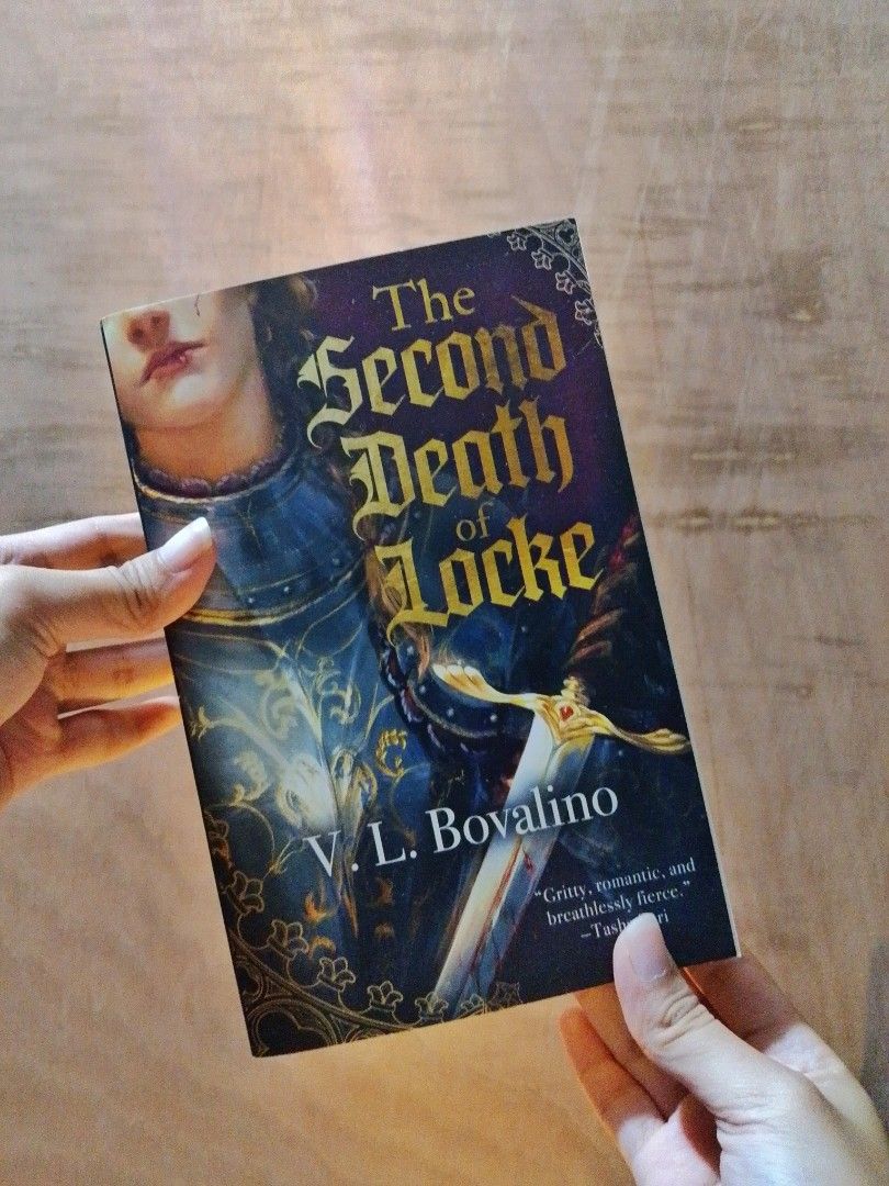 Second Death of Locke (Category: Storybooks) located in Batangas. Submitted by rielles_corner (Listing ID 1462691641, Image 1). Description: SECOND DEATH OF LOCKE 🏷₱500 ✨US Paperback ✨Brand New Remaindered Copy ✨w/ cut due to warehouse handling REMINDERS: • Any flaws will be disclosed in the next picture. If no flaws are indicated, the book is in good condition. • For books labeled as "Brand New Remaindered Copy," please expect a dot or mark on 