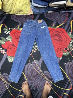 (Category: ) located in . Submitted by BAZAROUTLETSTORE (Listing ID 1462682587, Image 1). Description: .