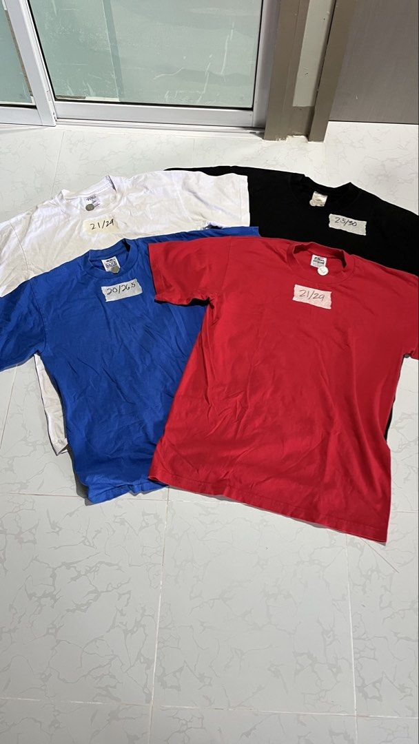 Shaka Wear/Pro club (Category: Tshirts & Polo Shirts ) located in Pantukan. Submitted by san_fierro23 (Listing ID 1462729406, Image 1). Description: - Brand: Shaka Wear - Style: Super Heavy T-shirt - Available Colors: Black, White, Blue, Red - Size: XL - Material: 100% Cotton - Feature: Garment dyed for a premium look - Perfect for: Building your essential wardrobe basics.