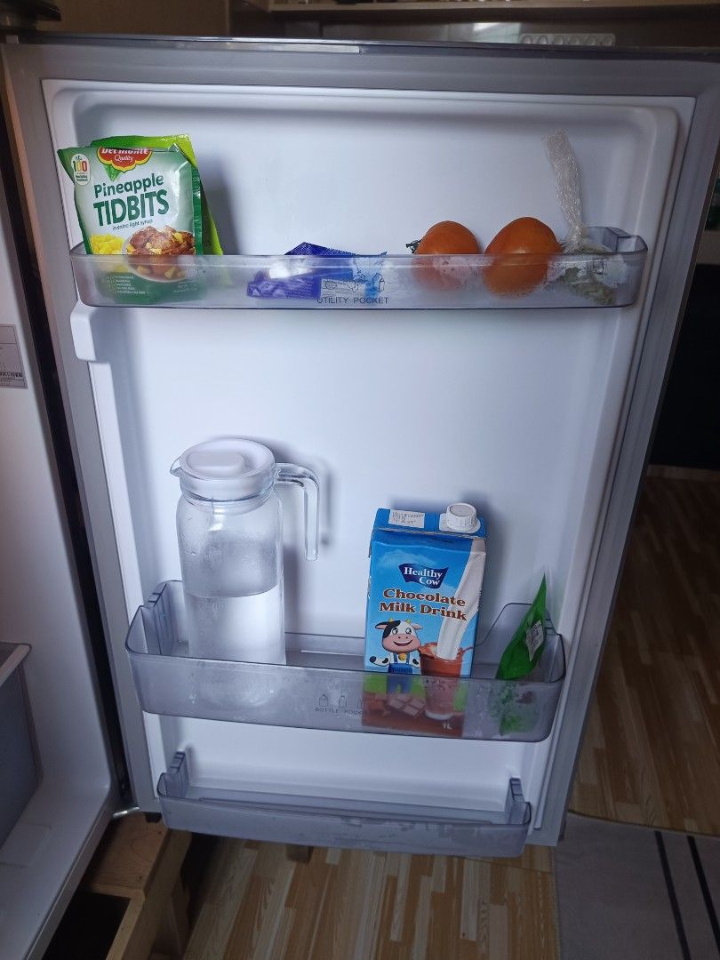 SHARP SJ-ML70AS-SL 6.3 cu.ft. DIRECT COOLING REFRIGERATOR (Category: Refrigerators and Freezers) located in Manila. Submitted by dlordaaron11618 (Listing ID 1462684344, Image 3). Description: Selling this SHARP SJ-ML70AS-SL 6.3 CU.FT. DIRECT COOLING REFRIGERATOR SRP: 15K selling it for only 11k nego pa ng konti bought last month august 1 no issue and still have warranty sa sharp for 5 years RFS aalis na ng apartment hindi na sya madadala. rush sa