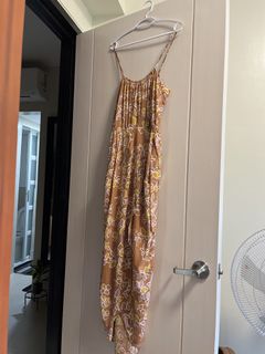 (Category: ) located in . Submitted by everybodycloset (Listing ID 1462884582, Image 1). Description: .