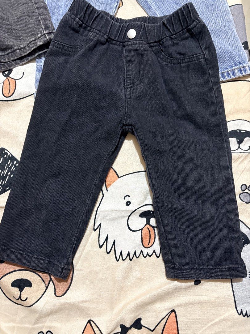 Shein 9-12m denim pants (Category: Babies & Kids Fashion) located in Bacoor. Submitted by prelovhia (Listing ID 1462790672, Image 2). Description: SHORTS NOT INCLUDED PANTS ONLY!!! Shein 9-12m on tag Can fit up to 18m-24m if petite Black & Denim- no issue Khaki- stain (see pics) MOP: Gcash/BPI MOD: J&T/Lalamove.