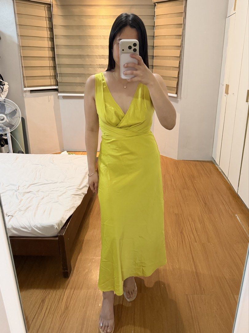 Shein apple green elegant dress (Category: Dresses) located in Cainta. Submitted by mvqg17 (Listing ID 1462760070, Image 1). Description: Used only once elegant and nice .