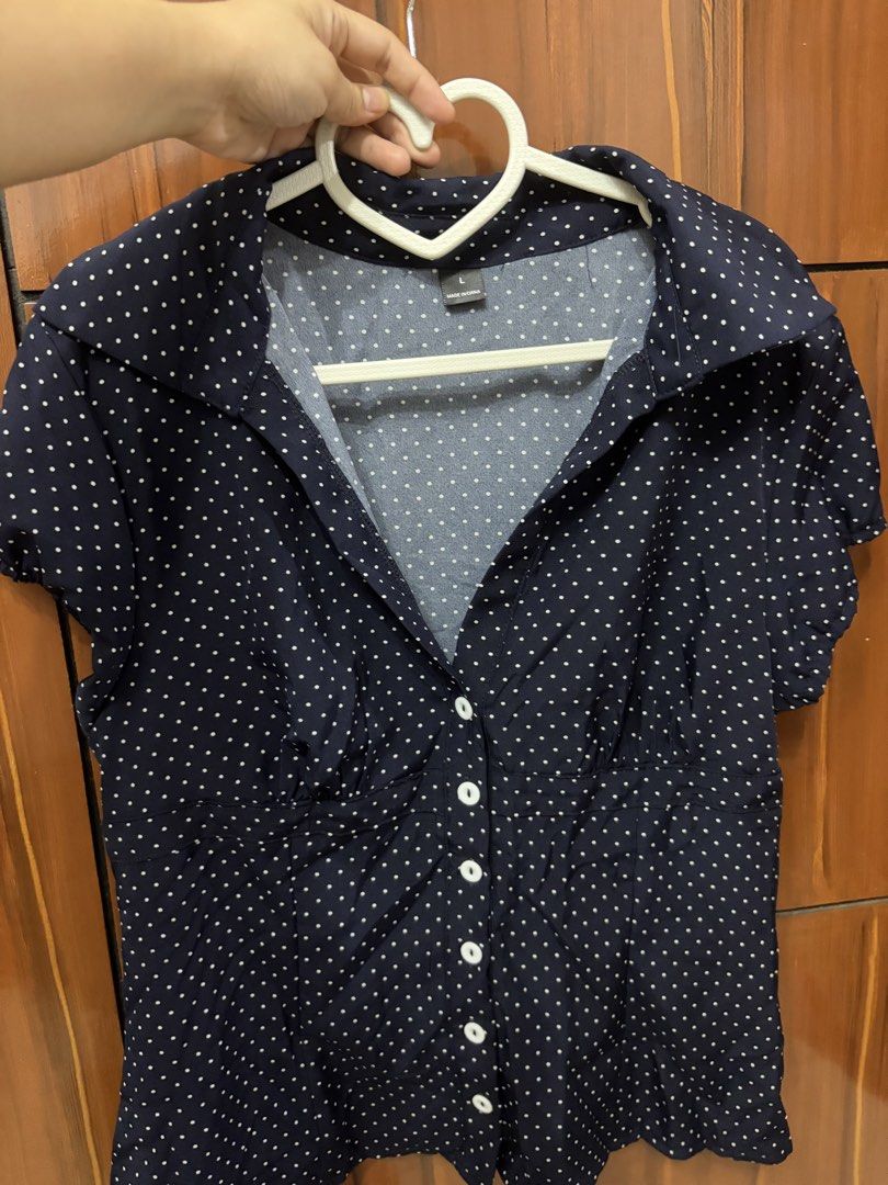 Shein Polka Navy Blue Polo Top (Category: Others Tops) located in Pateros City. Submitted by downsizin (Listing ID 1462784076, Image 1). Description: Size L.