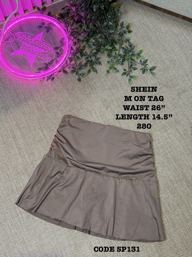 Shein Sport Skort SP131 (Category: Activewear) located in Naga. Submitted by ubi04 (Listing ID 1462727947, Image 1). Description: .