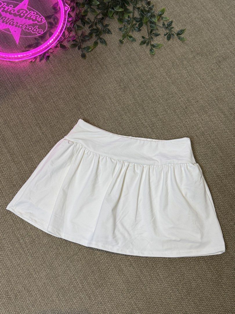 Shein Sport Skorts SP142 (Category: Activewear) located in Naga. Submitted by ubi04 (Listing ID 1462759877, Image 2). Description: .