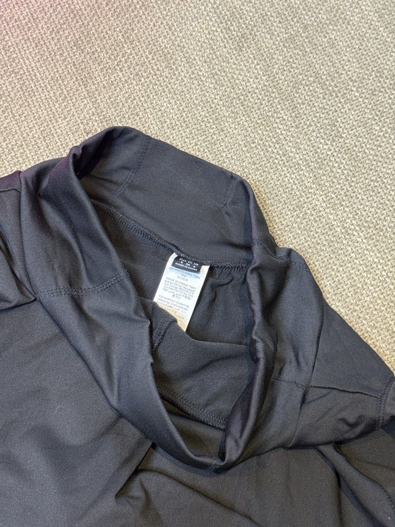 Shein Sport Skorts SP143 (Category: Activewear) located in Naga. Submitted by ubi04 (Listing ID 1462760360, Image 3). Description: .