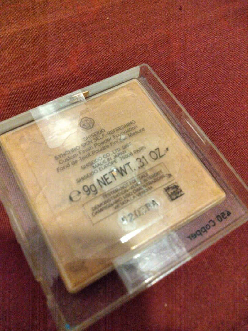 Shiseido Powder Foundation REFILL (Category: Makeup) located in Silang. Submitted by clementinelovestodeclutter (Listing ID 1462876785, Image 1). Description: Auth Shiseido Powder Foundation REFILL Shade: Copper Used few times, with signs. Good for medium, morena skin. 200.