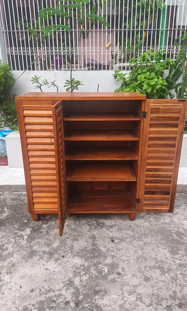 Shoe cabinet (Category: Shelves, Cabinets & Racks) located in Santa Rosa. Submitted by tonyhawk0592 (Listing ID 1462796228, Image 2). Description: .