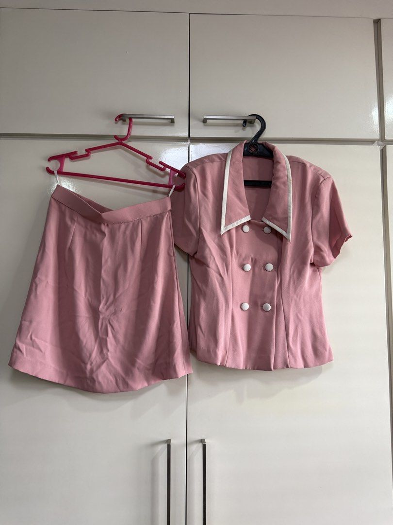 Short sleeve short skirt suit (Category: Sets or Coordinates) located in Caloocan City. Submitted by redkooky (Listing ID 1462709903, Image 1). Description: Never worn made to order Shoulder 37cm Chest 88cm Waist 66cm hips 88cm skirt length 47cm.