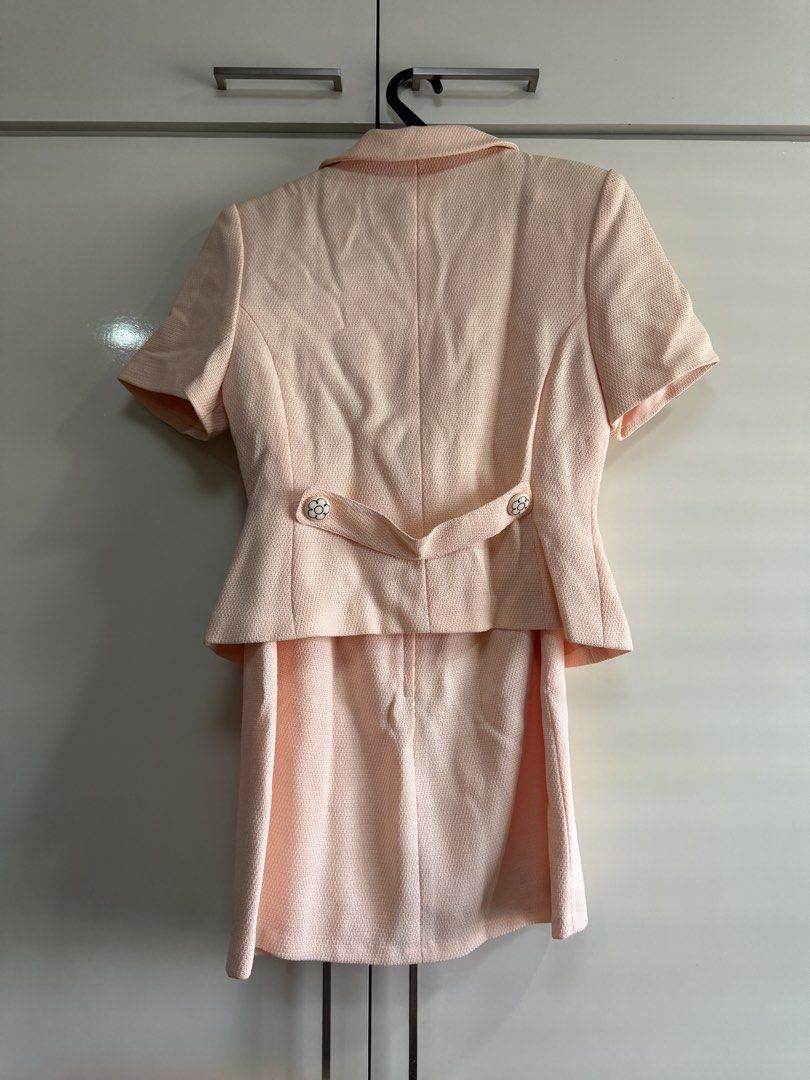 Short sleeved suit (Category: Sets or Coordinates) located in Caloocan City. Submitted by redkooky (Listing ID 1462705804, Image 2). Description: Shoulder 38cm Chest 92 cm Waist 62 l-70 Skirt length 48cm Hips 94 cm.