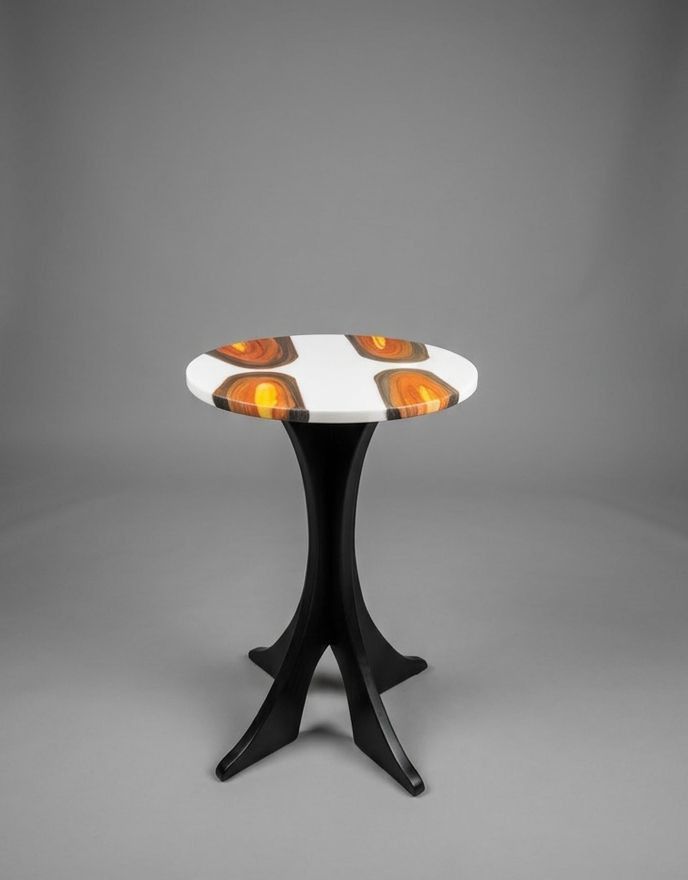 SIDE TABLE (Category: Tables & Sets) located in Valenzuela. Submitted by jesspesongco (Listing ID 1462748183, Image 1). Description: SIDE TABLE NEWLY REFURBISHED SIZE: L36cm W36cm H53cm PRICE: 2,500 -Sturdy sculptural black base -Perfect for placing decorative items -Ideal size for an accent place in living rooms •Location: OfficeBusters Balintawak •Look For Jess •09616904709.