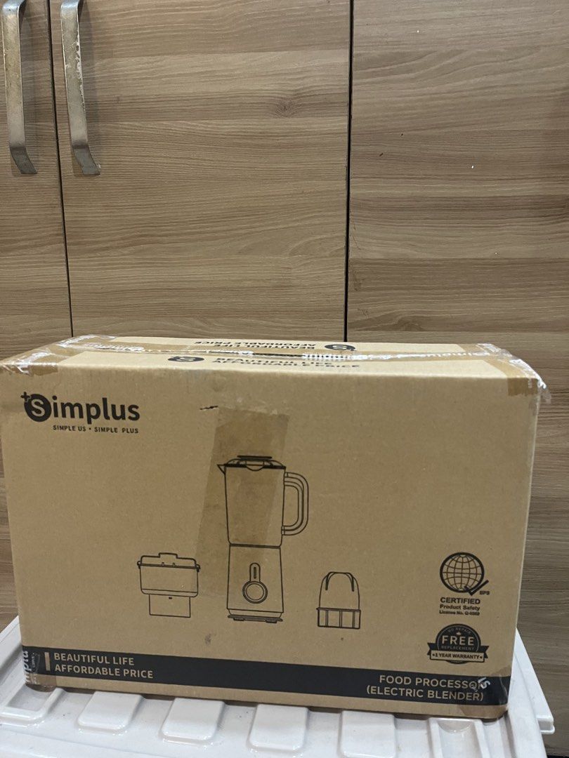 Simplus Food Processor Electric Blender (Category: Juicers, Blenders & Grinders) located in Manila. Submitted by jericho_chan (Listing ID 1462722605, Image 1). Description: - Brand new Simplus food processor and electric blender - Comes with multiple attachments for versatile use - Enjoy peace of mind with a 1-year free replacement warranty - Elevate your kitchen experience with this affordable and essential appliance.